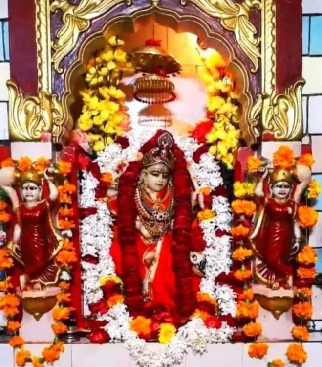 CM Yogi Offers Prayers at Pitambara Peeth, Datia