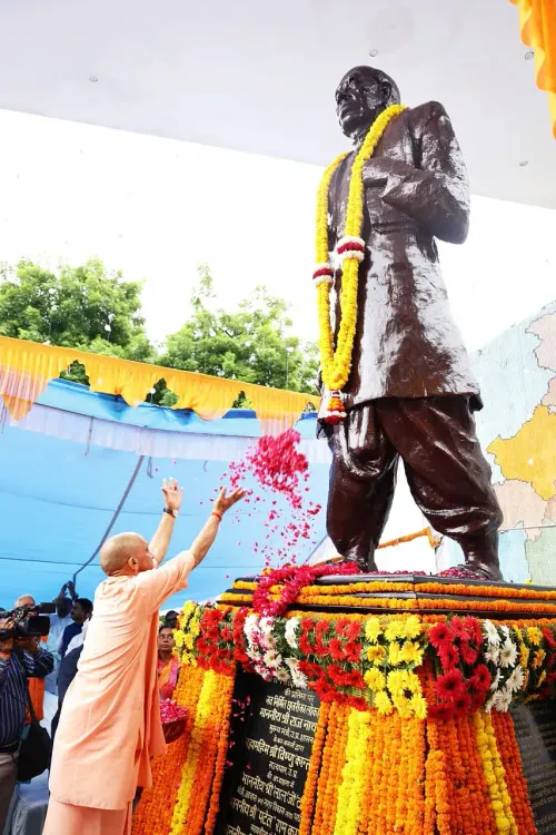 CM Yogi Pays Tribute to Sardar Patel on His 151st Birth Anniversary