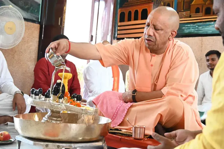 CM Yogi Performs Rudrabhishek at Gorakhnath Mandir on Shravana Somvar