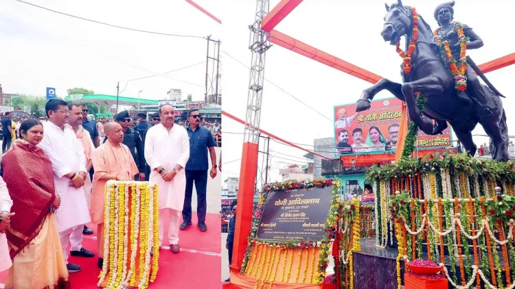 CM Yogi Unveils Rani Avantibai Lodhi Statue in Banda