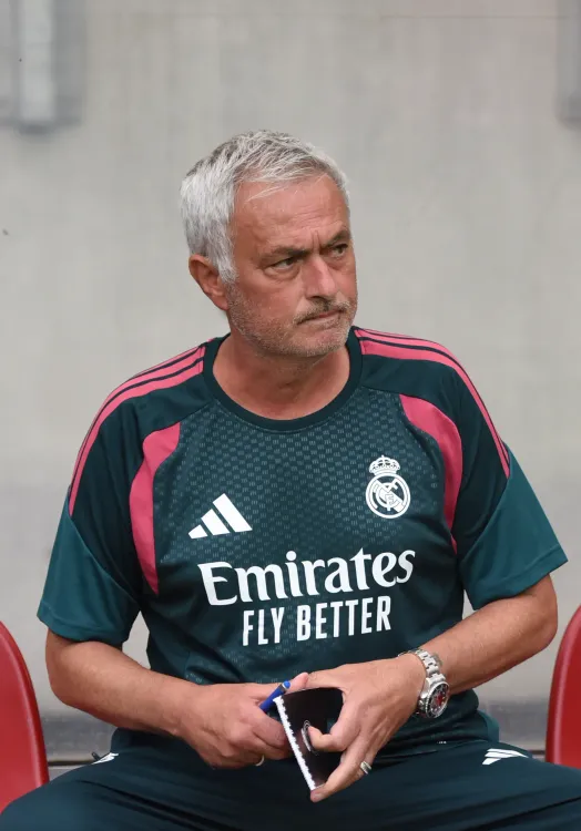 Jose Mourinho presented as Real Madrid coach: 'This is a mission'