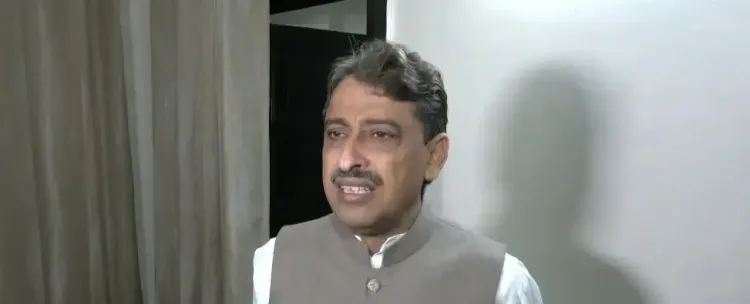 Why is Trinamool MP Saugata Roy Facing Criticism for Smoking an E-Cigarette on Parliament Grounds?