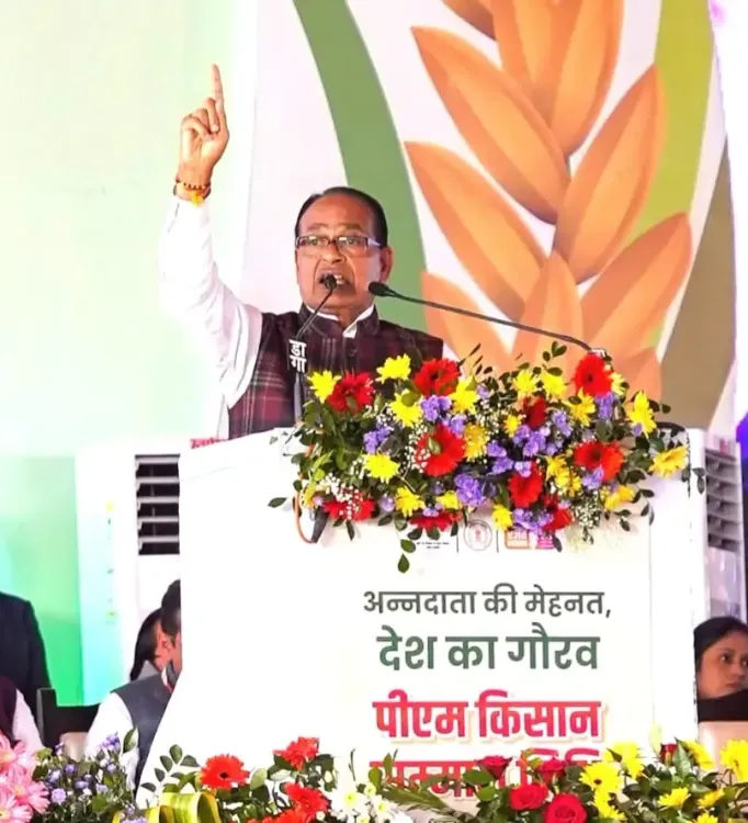 क्या कांग्रेस बोझ बन गई है, जिसके साथ जाती है, वो भी डूब जाता है? : शिवराज सिंह चौहान