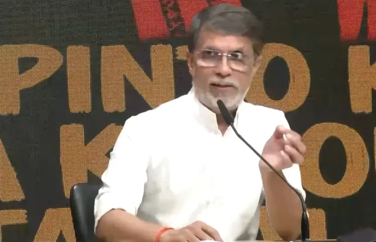 कांग्रेस सांसद पवन खेड़ा का बड़ा बयान: 'हम सत्ता परिवर्तन लाकर रहेंगे, दब्बू विपक्ष नहीं बनेंगे'