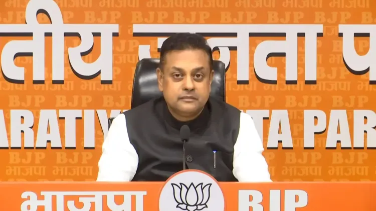 ब्रिक्स डिनर से कांग्रेस CM की गैरमौजूदगी पर संबित पात्रा का हमला, रेवंत रेड्डी का नाम लिया