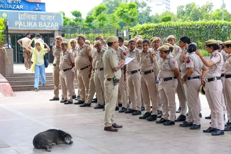 कनॉट प्लेस प्रदर्शन से ₹200 करोड़ का नुकसान, रेस्तरां मालिक ने दिल्ली हाई कोर्ट में याचिका दायर की