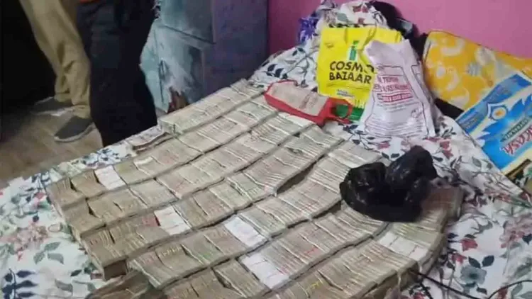 Malda cough syrup smuggling racket busted; ₹2.40 crore seized from trader