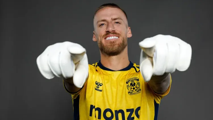Dan Bentley joins Coventry City from Wolves on two-year deal