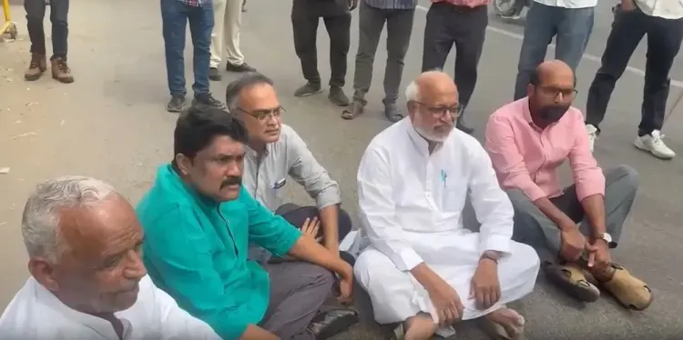 CPI(M) and Samajwadi Party Delegations Blocked at Noida Border During Worker Protests