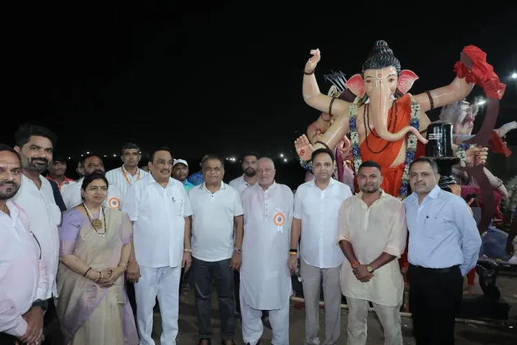 CR Paatil Reviews Ganesh Visarjan Safety at Surat's Magdalla Port