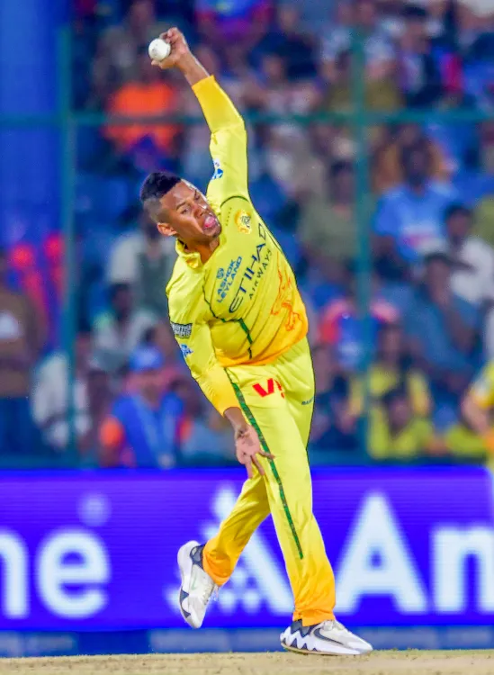 Boucher credits Gaikwad's tactical acumen for Akeal's powerplay impact in CSK's eight-wicket win