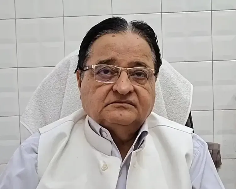 क्या क्रिकेट टीम चयन में पारदर्शिता नहीं है, सरकार का ट्रैक रिकॉर्ड मुसलमानों के खिलाफ है?