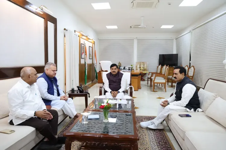 दतिया उपचुनाव: नरोत्तम मिश्रा की CM मोहन यादव से मुलाकात, भाजपा ने आशुतोष तिवारी को उतारा