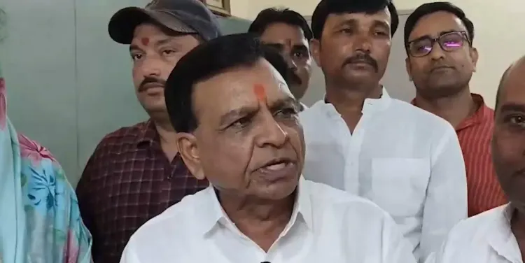 दतिया उपचुनाव: नरोत्तम समर्थकों की नाराज़गी पर उपमुख्यमंत्री देवड़ा बोले — 'सभी बैठकर करेंगे समाधान'