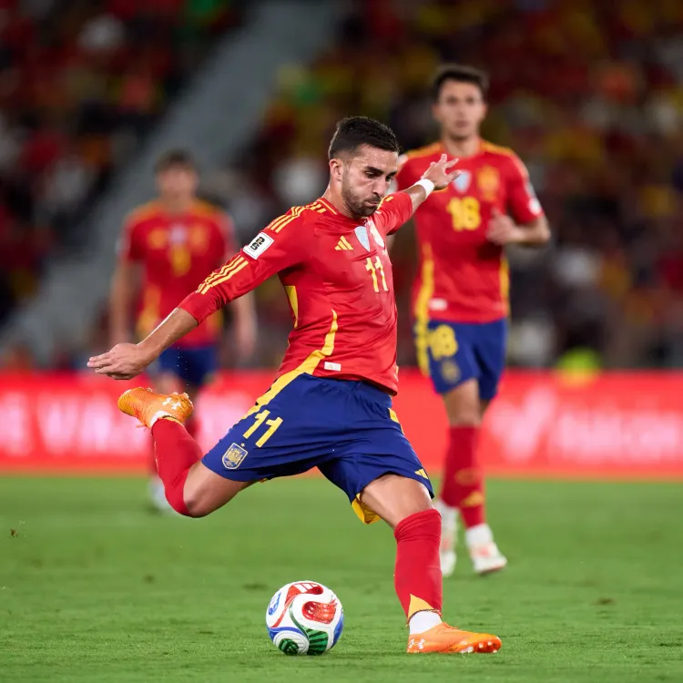 Will De la Fuente Rotate Spain's Squad After Torres' Withdrawal from Bulgaria Match?