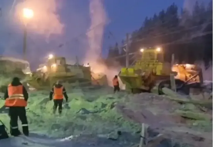 Train Crash in Russia's Murmansk Region Leaves Two Dead