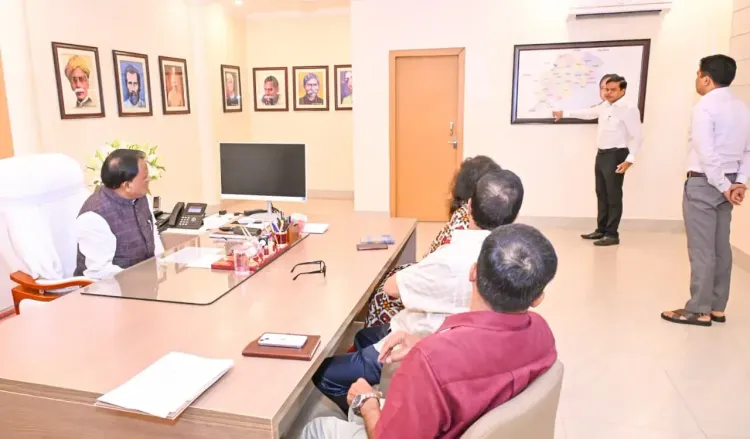 Odisha CM Majhi reviews Bay of Bengal deep depression, orders zero casualty