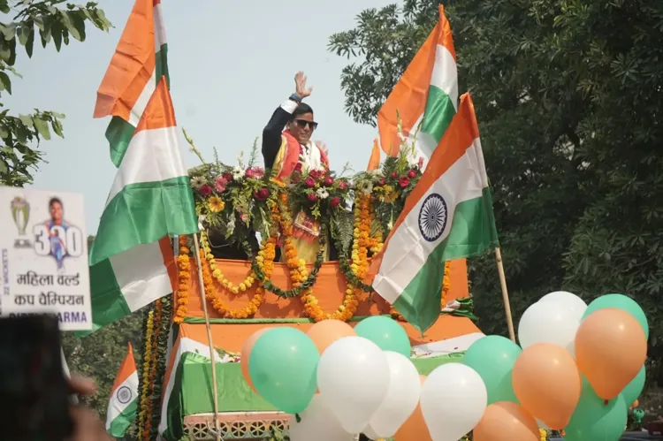 Did Deepti Sharma Receive a Hero’s Welcome in Agra After Her World Cup Success?