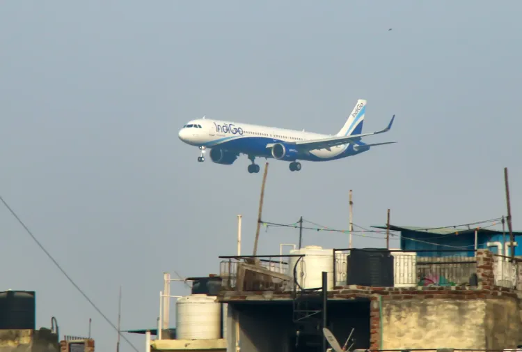 How is Dense Fog Disrupting Operations at Delhi Airport?
