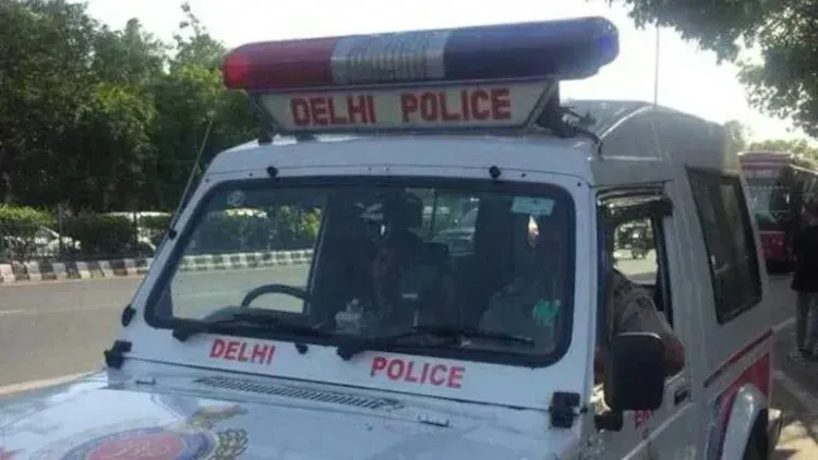 Delhi home burgled of ₹2.5 crore in cash, jewellery; two domestic helps absconding