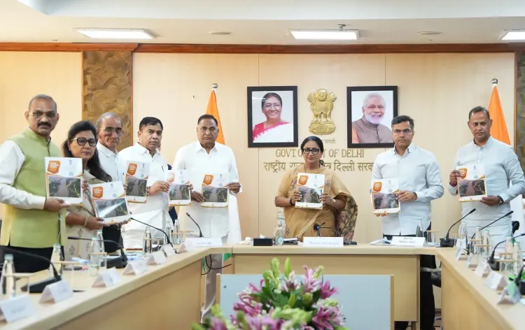 दिल्ली CM रेखा गुप्ता की अध्यक्षता में बाढ़ नियंत्रण समीक्षा, फ्लड कंट्रोल ऑर्डर 2026 जारी