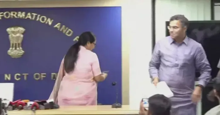 Delhi CM Rekha Gupta Addresses Live Press Conference