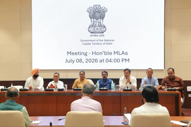 Delhi CM Rekha Gupta Chairs BJP MLA Meet on City Development