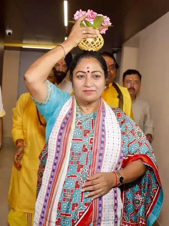 How Does Delhi CM Rekha Gupta View PM Modi’s Bold Decisions?