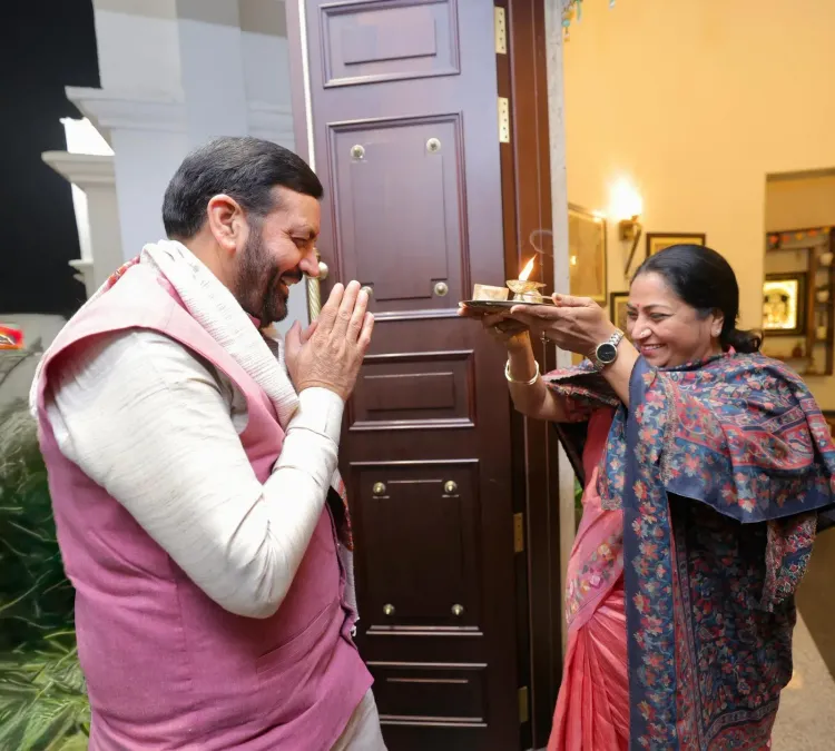 Delhi CM Rekha Gupta Thanks Haryana BJP for Warm Wishes
