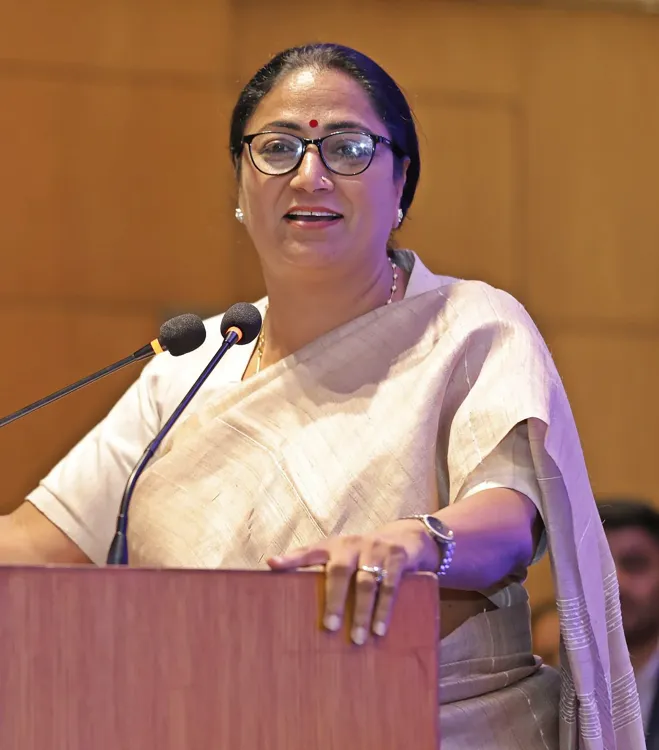 How is Delhi CM Ensuring Emergency Preparedness of Hospitals and Fire Services?