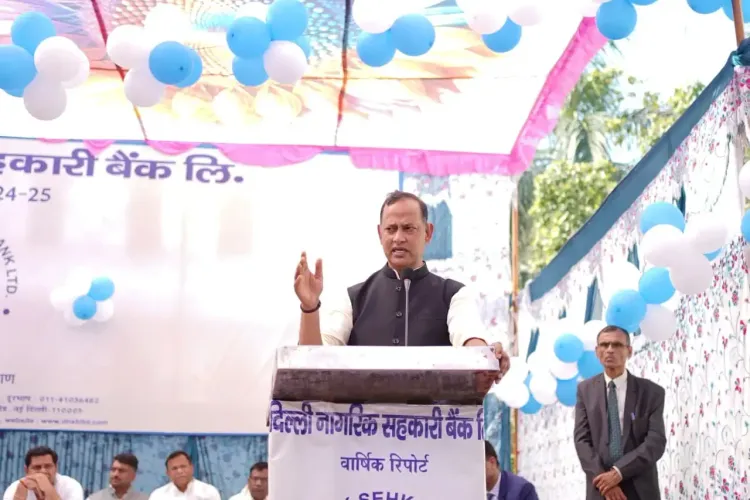 Is the Delhi Government Really Opening Cooperative Stores for SHG Products?