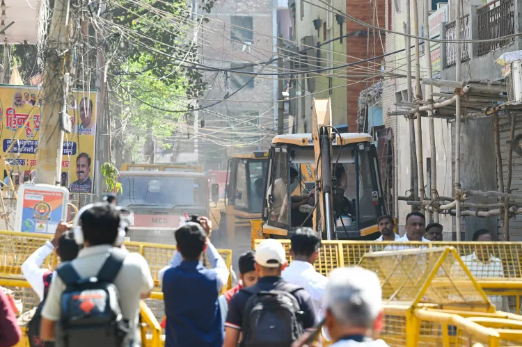 दिल्ली हाईकोर्ट ने उत्तम नगर में बुलडोजर कार्रवाई पर रोक को बढ़ाया