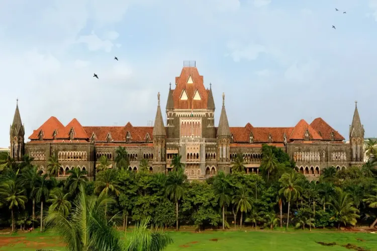 क्या बॉम्बे हाईकोर्ट को भी बम से उड़ाने की धमकी दी गई?