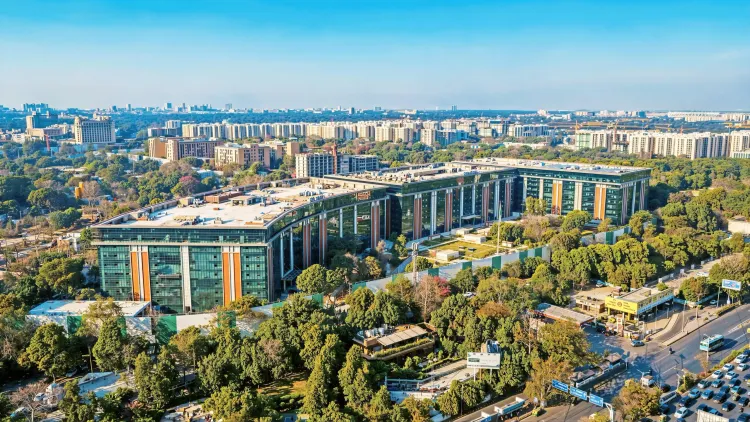 दिल्ली की 7 सरकारी कॉलोनियों का पुनर्विकास: 21 हजार नए फ्लैट बिना टैक्सपेयर्स के पैसे के