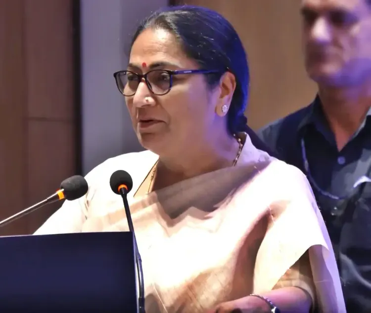 Has Delhi Launched a Mobile Registration Campaign for the Ayushman Vaya Vandana Yojana?