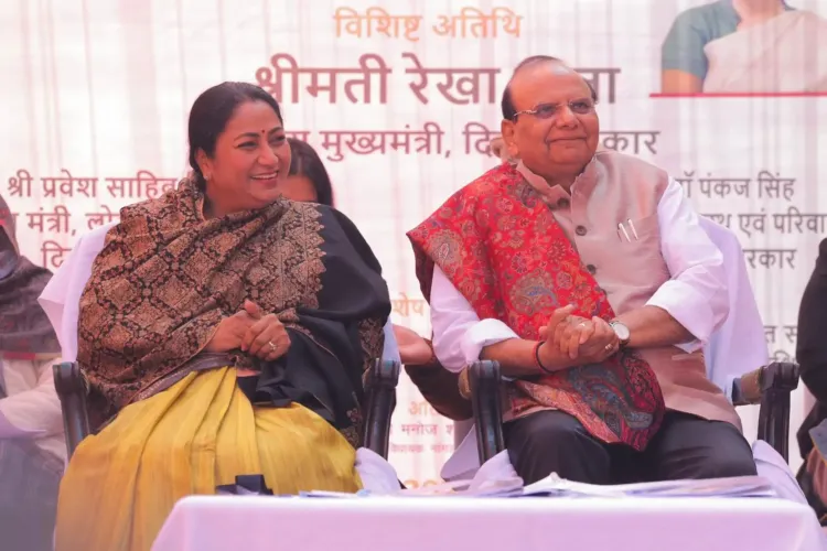 Did Delhi LG and CM Rekha Gupta Lay the Foundation Stone for a Road and Drainage Project in Najafgarh?