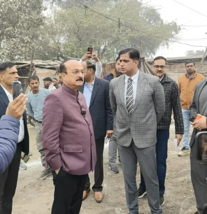 क्या मंत्री आशीष सूद ने स्वच्छता व्यवस्था का निरीक्षण किया और कूड़ा घरों के स्थानांतरण के निर्देश दिए?