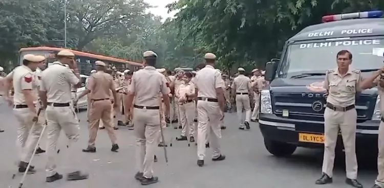 CJP के दिल्ली प्रदर्शन से पहले 45 मेट्रो स्टेशन बंद, जंतर-मंतर के 4 किमी क्षेत्र में इंटरनेट सेवा ठप