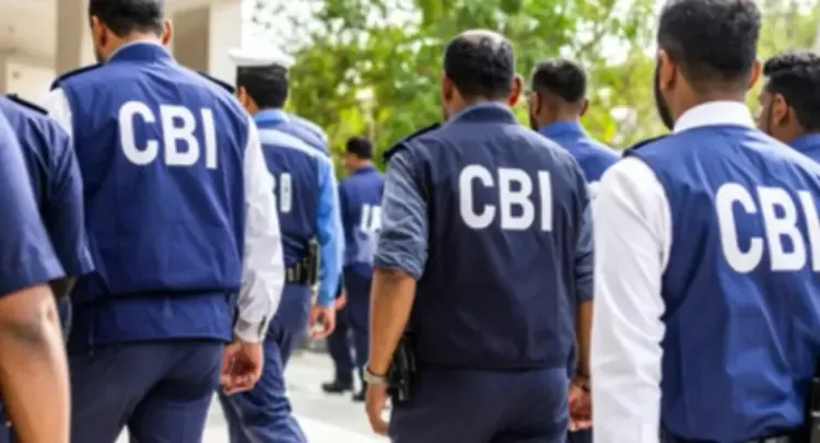 दिल्ली में रिश्वतखोरी के खिलाफ सीबीआई की बड़ी कार्रवाई, चार कर्मचारी गिरफ्तार