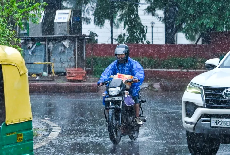 IMD issues heavy rain alert for Delhi-NCR, Gujarat on July 25 monsoon surge