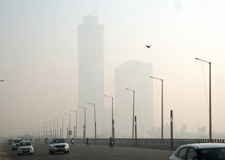क्या दिल्ली-एनसीआर में प्रदूषण बढ़ रहा है? एक्यूआई 400 के करीब!