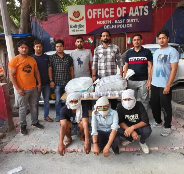 Delhi Police bust illicit liquor ring, seize 778 quarters near Seelampur
