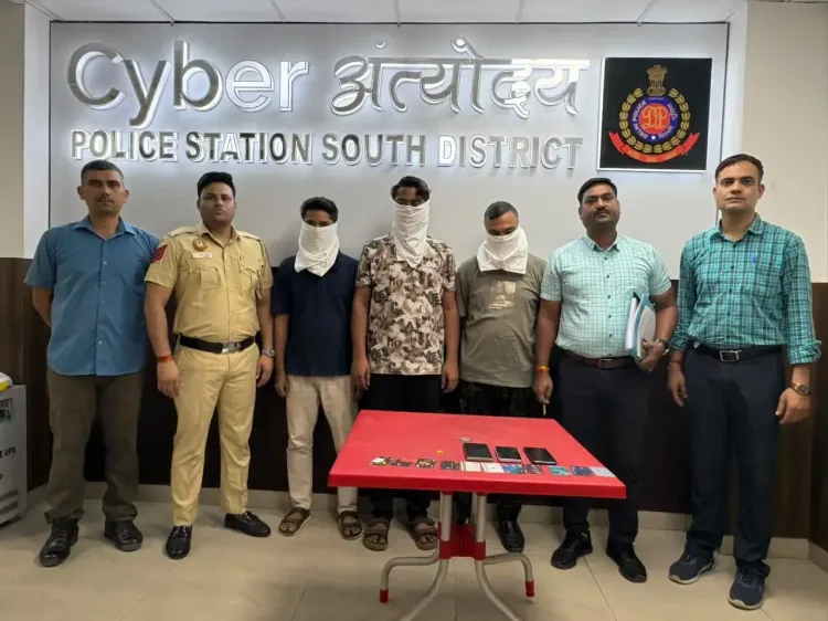 Delhi Police busts APK cyber fraud syndicate, 3 held in Ahmedabad
