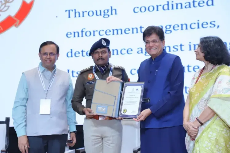 दिल्ली पुलिस के आउटर-नॉर्थ जिले को मिला 'सर्वश्रेष्ठ पुलिस इकाई' पुरस्कार, बौद्धिक संपदा अपराधों पर की गई कार्रवाई के लिए सम्मानित