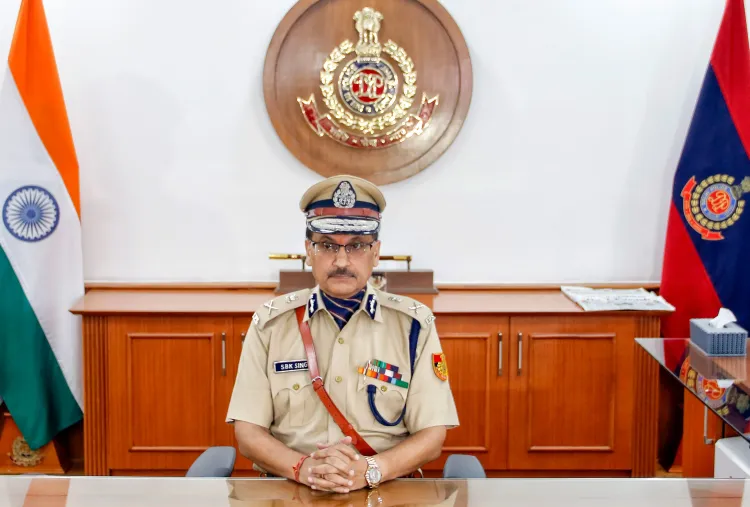 क्या दिल्ली पुलिस ने 16 अगस्त तक पाबंदी बढ़ाई है?