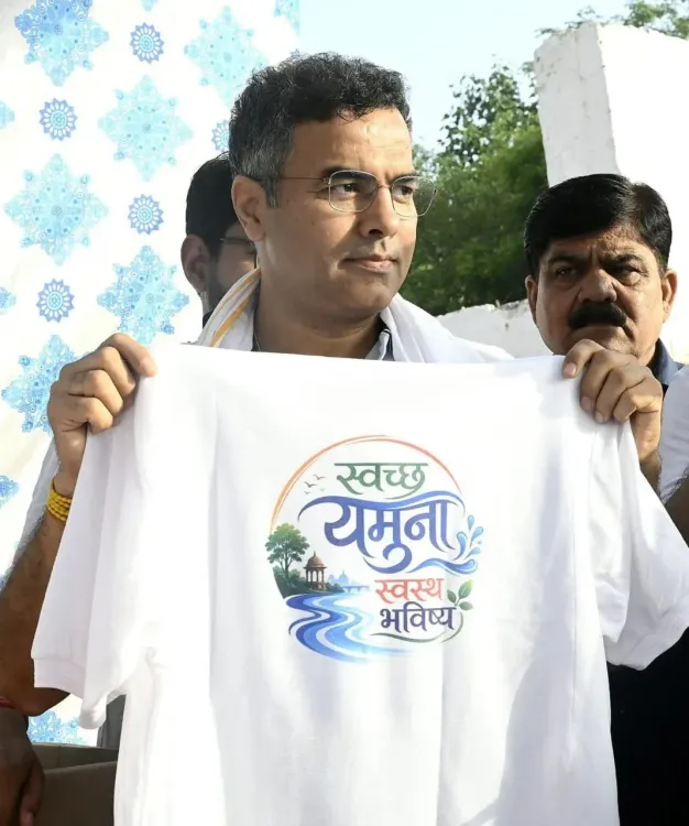 Yamuna clean-up drive: Delhi Speaker Vijender Gupta, BJP chief Harsh Malhotra lead campaign across 28 ghats