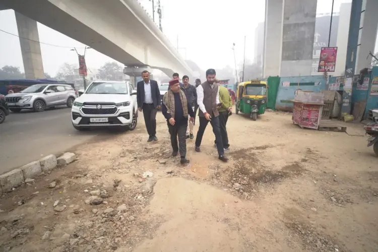 What Did Delhi Speaker Review About Air Pollution Hotspots in Rohini?