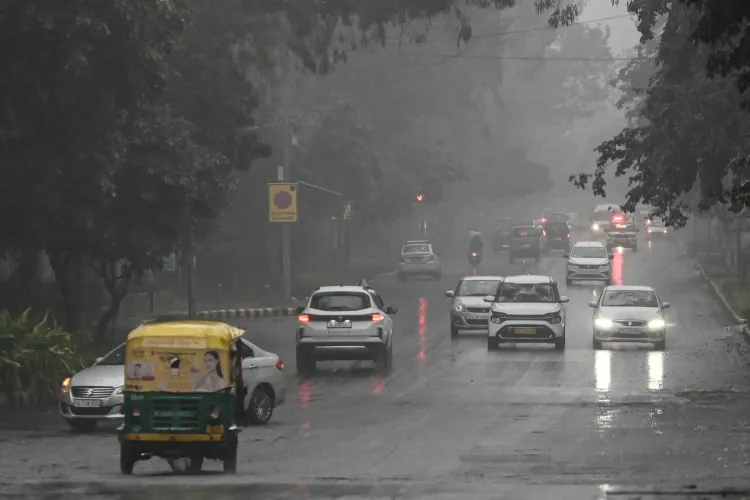 Is Delhi Experiencing Light Rain While AQI Remains Poor?