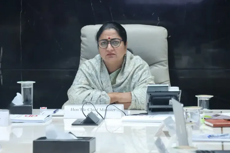 क्या दिल्ली में प्रदूषण के खिलाफ युद्ध में मेट्रो मॉडल एजेंसी बनेगी?