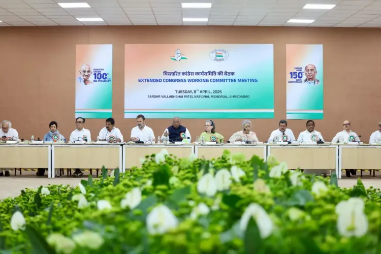 Intentional Plot to Misrepresent National Heroes' Contributions: Kharge